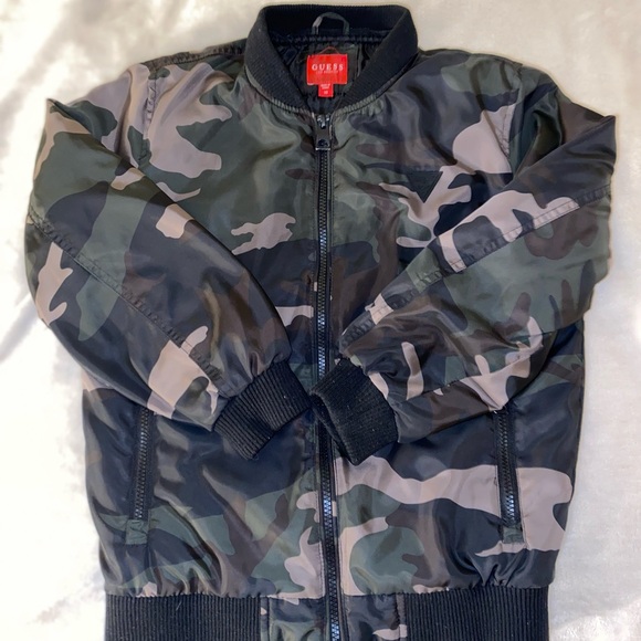 Guess Other - 🔻 GUESS Kids Camo Bomber Jacket Size 10